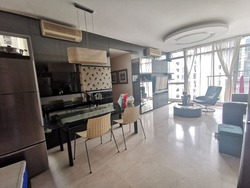The Lakeshore (D22), Condominium #205215321